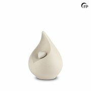Porseleinen mini urn lichtbeige met wit hart 0,5L