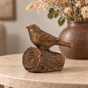 Keramische mini kunst urn vogel op tak (0,06L)