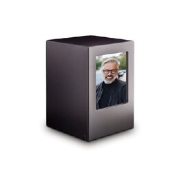 Houten urn mat zwart met foto medium (1,5L)