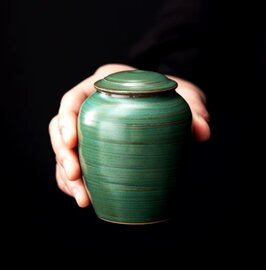 Urn donkergroen Keramiek (0,15L)   